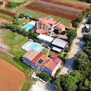 Seherzada , Pula Croatie